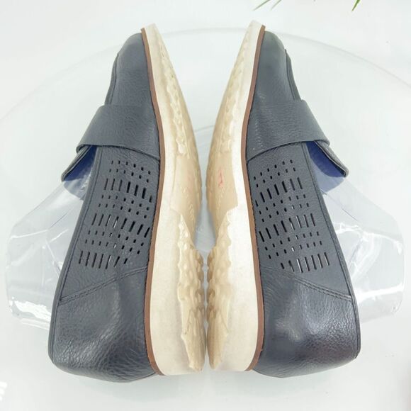 Earth Masio Loafers Slip On Shoes Women's Size 8.5 Black Laser cut Flats Comfy - Picture 11 of 15